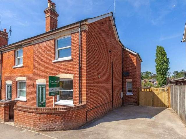 House for sale in Wargrave