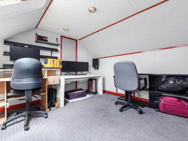 House for sale in Gants Hill, Greater London