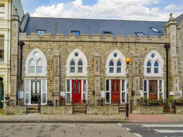 House for sale in Folkestone, Golden Valley