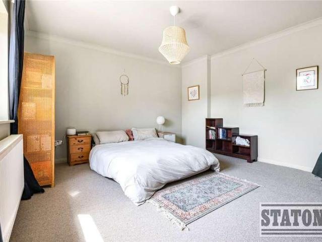 House for sale in High Barnet, Greater London
