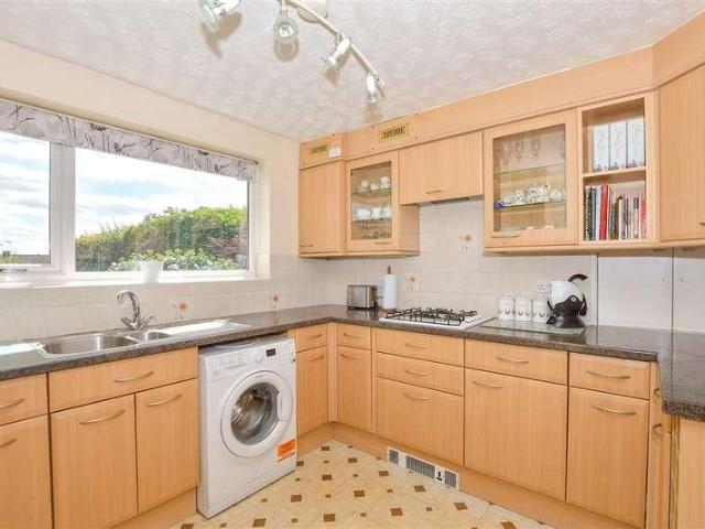 House for sale in Barming, Midway