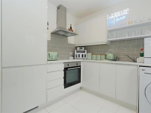 House for sale in Pudsey, West Yorkshire
