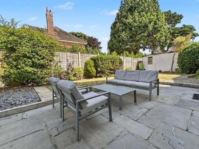 House for sale in Canford Cliffs, Poole