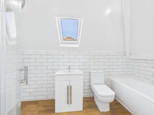 House for sale in Livermead