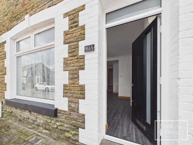 House for sale in Pontypridd, Wales