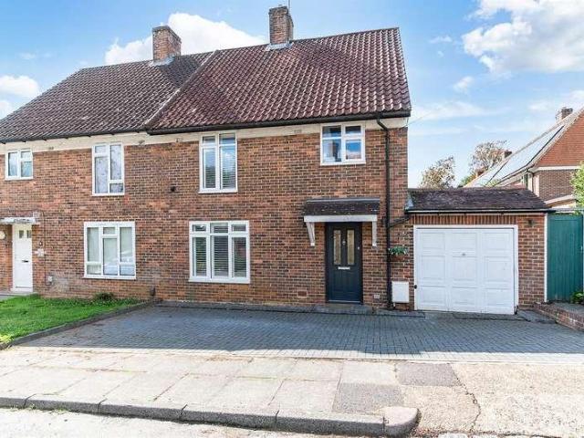 House for sale in Nork, Red Hill