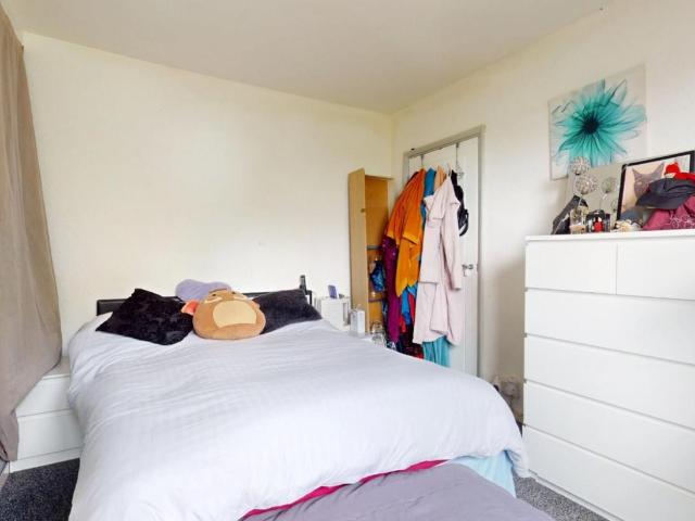 House for sale in Westcourt, Hamerton