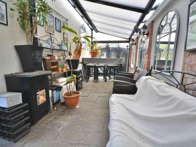 House for sale in New Bilton, Warwickshire
