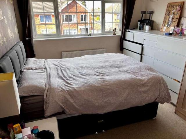 House for sale in Elmfield, Leicestershire