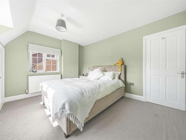 House for sale in Holyport, Bray