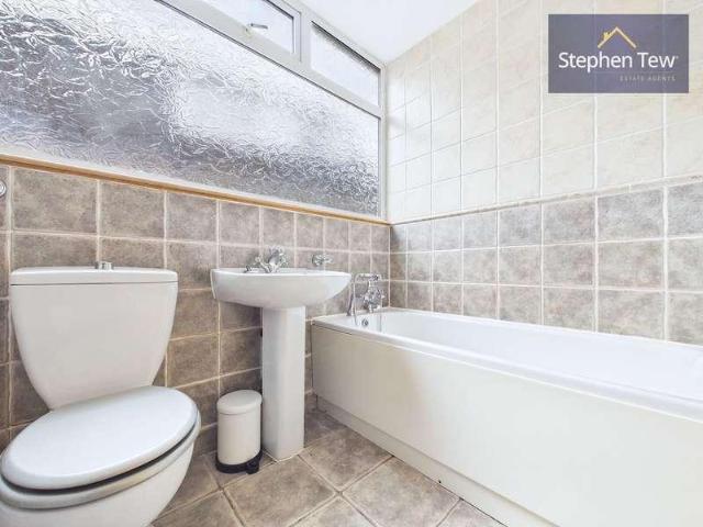 House for sale in Cabus, Lancashire