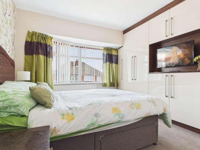 House for sale in Hood Manor, Warrington