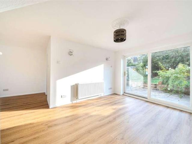 House for sale in Royal Borough of Kingston upon Thames, Greater London