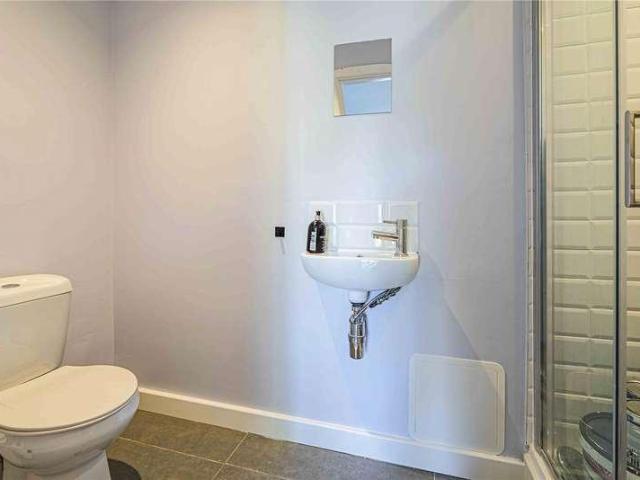 House for sale in Felden, Pouchen End