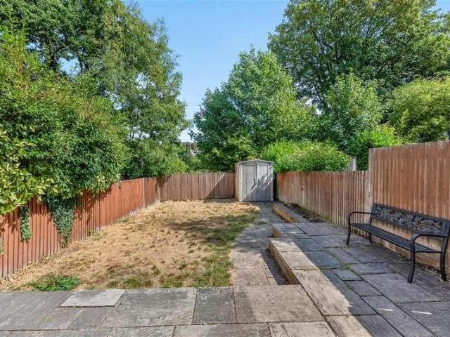 House for sale in London Borough of Croydon, Purley