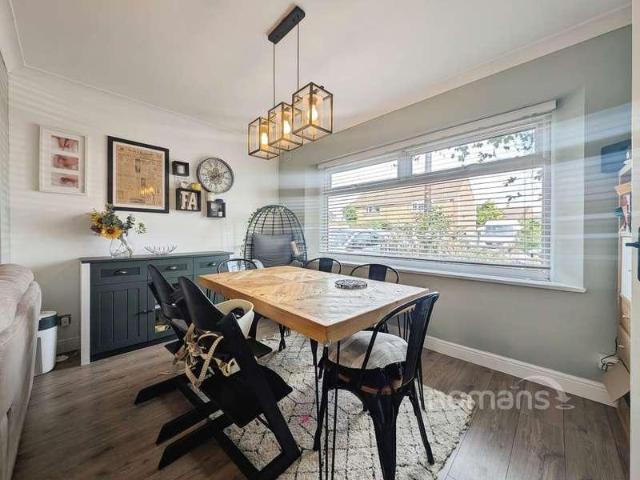 House for sale in Hog Hatch, Waverley
