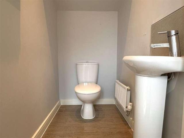 House for sale in Hawton, Alverton