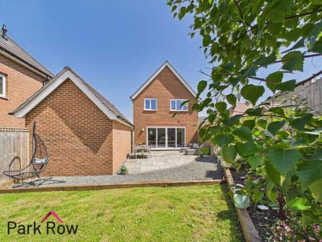 House for sale in Sherburn in Elmet, York and North Yorkshire