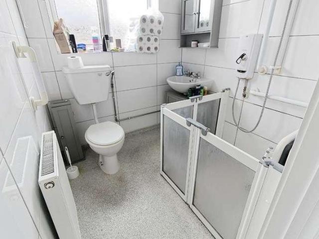 House for sale in Humberstone, Old Wharf