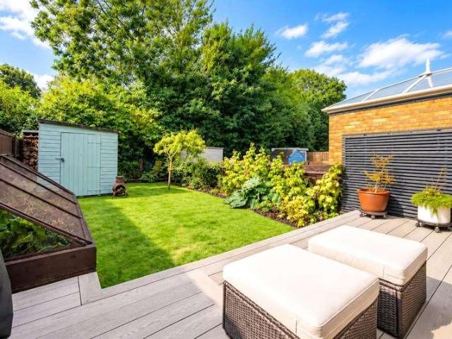 House for sale in Hall Park, Dacorum