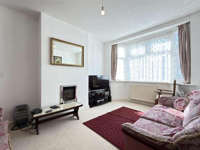 House for sale in Belgrave, Old Wharf