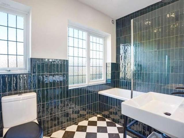 House for sale in London Borough of Lewisham, Greater London