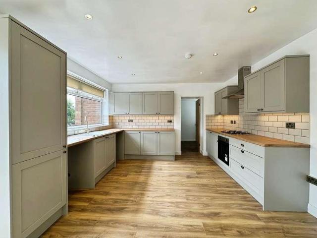 House for sale in Hazelhurst, Bury