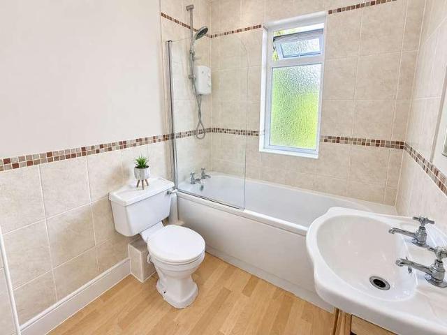 House for sale in Stourbridge, West Midlands