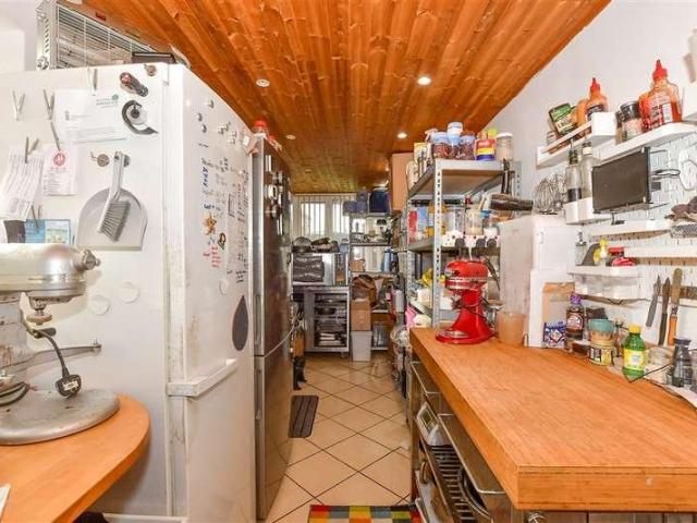 House for sale in Snodland, Bourne Vale