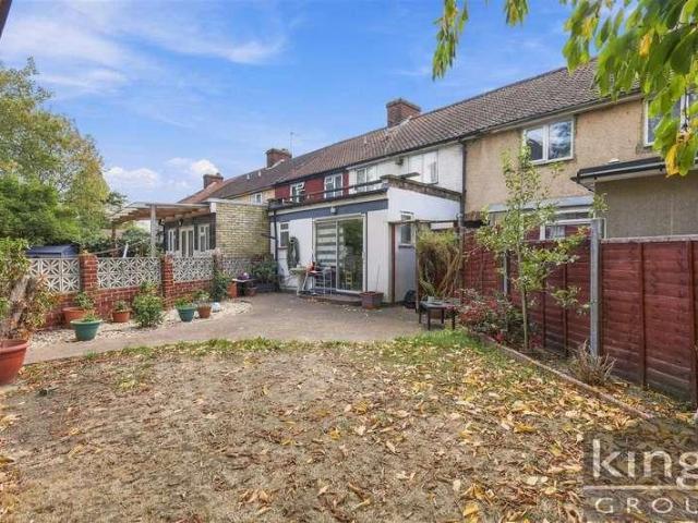 House for sale in Enfield Highway, Greater London