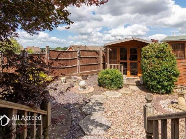 House for sale in Attenborough, East Midlands