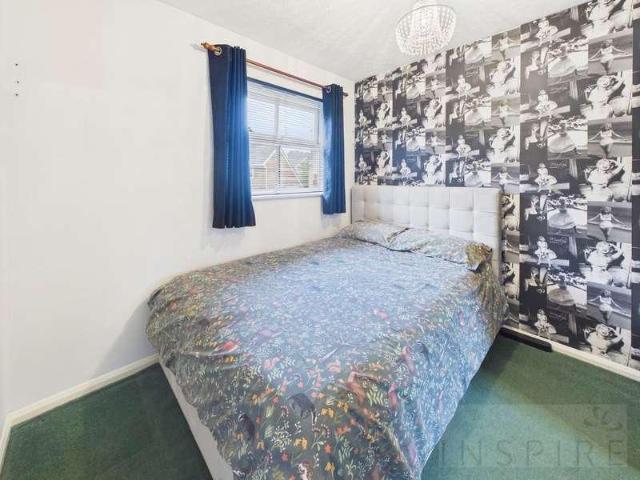 House for sale in Maidenbower, Crawley