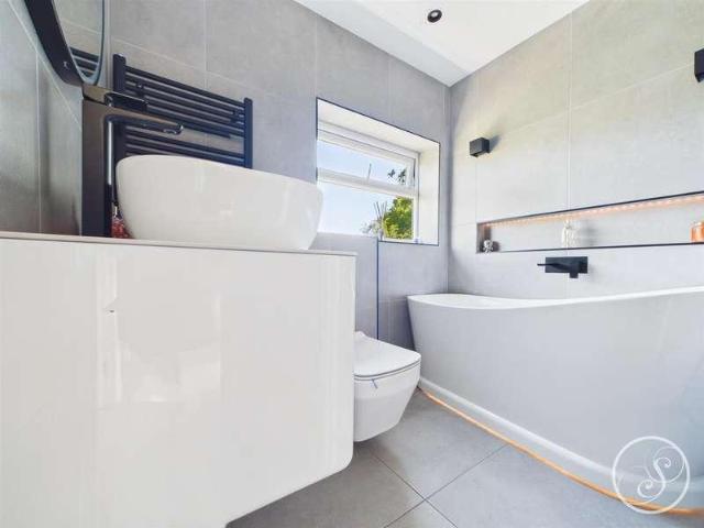House for sale in Whitkirk, Colton