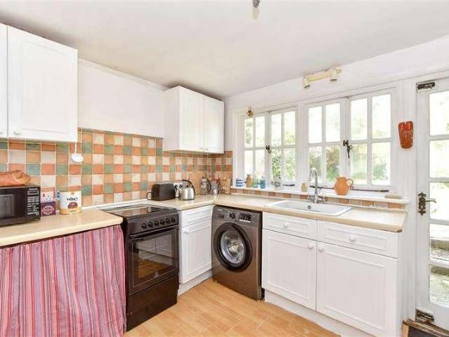 House for sale in Bolton Low Houses, Hampshire