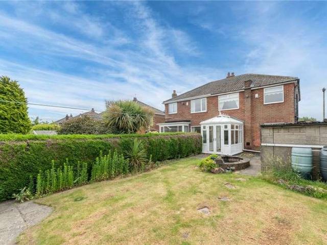 House for sale in Middleton, West Yorkshire