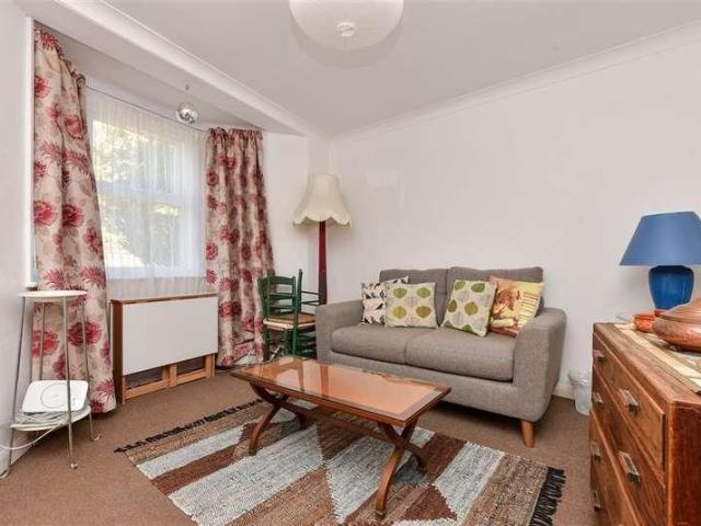 House for sale in Cliftonville West, Acol