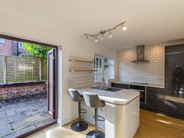 House for sale in Stockton Heath