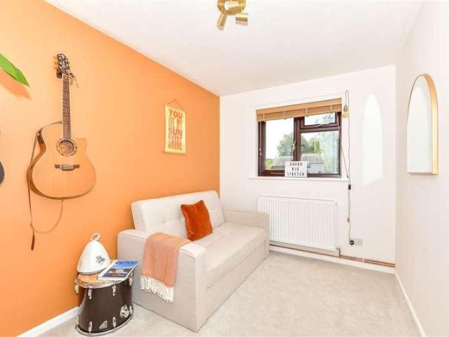 House for sale in Chichester, Littlecote