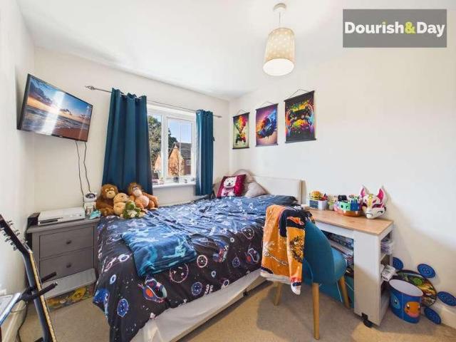 House for sale in Holmcroft, Stafford