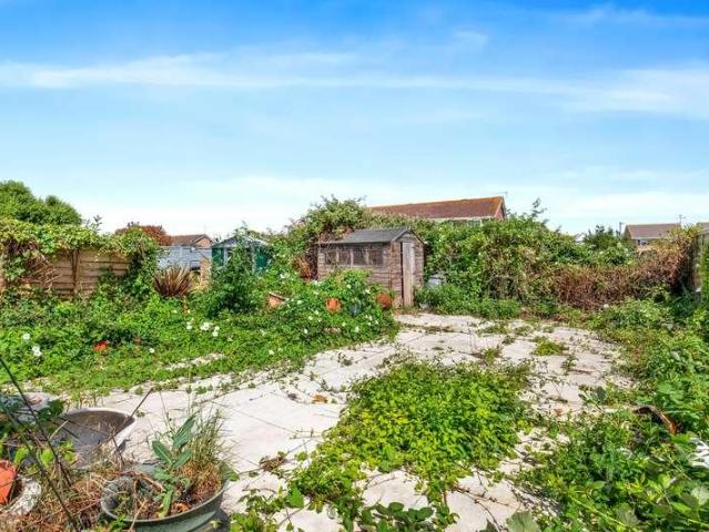 House for sale in Felpham, Clapham