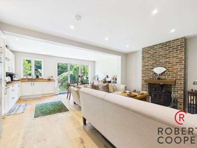 House for sale in Greater London