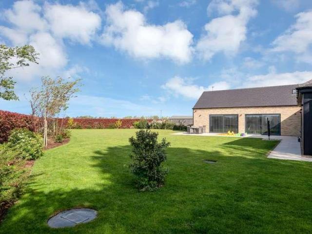 House for sale in Coates, Four Gotes