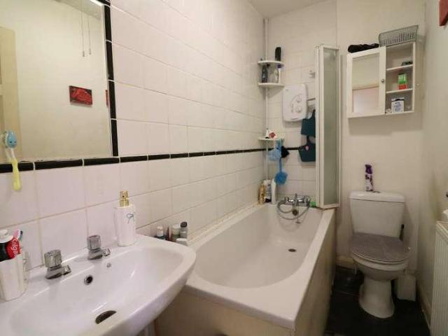 House for sale in High Town, Luton