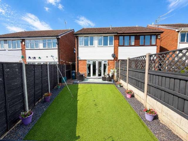 House for sale in Dudley Fields, Brierley Hill