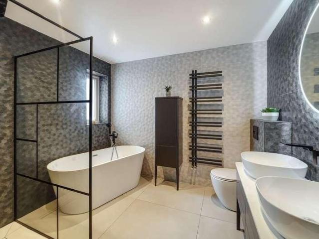 House for sale in Red Hill, Surrey