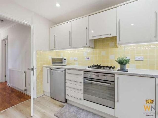 House for sale in Navestock Side, Essex