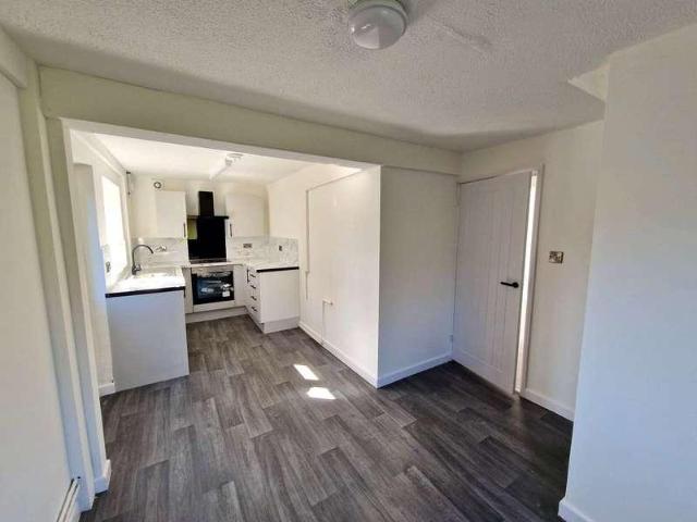 House for sale in Littleham, Budlake