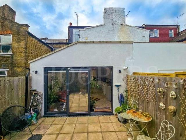 House for sale in Dollis Hill, Greater London