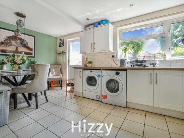 House for sale in Chelmondiston, Suffolk