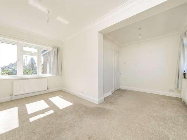House for sale in Royal Borough of Kingston upon Thames, Greater London